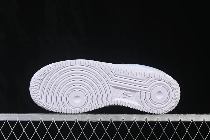 All categories Nk Air Force 1 Air Force series Nk Air Force 1 Low Air Force low-top Nike Air Force 1'07 Low white blue small hook Air Force 1 low-top casual sneakers ZH0316-121